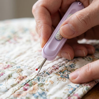 Needle Threader & Cutter Duo — Thread Needles & Trim Cleanly Without Frustration